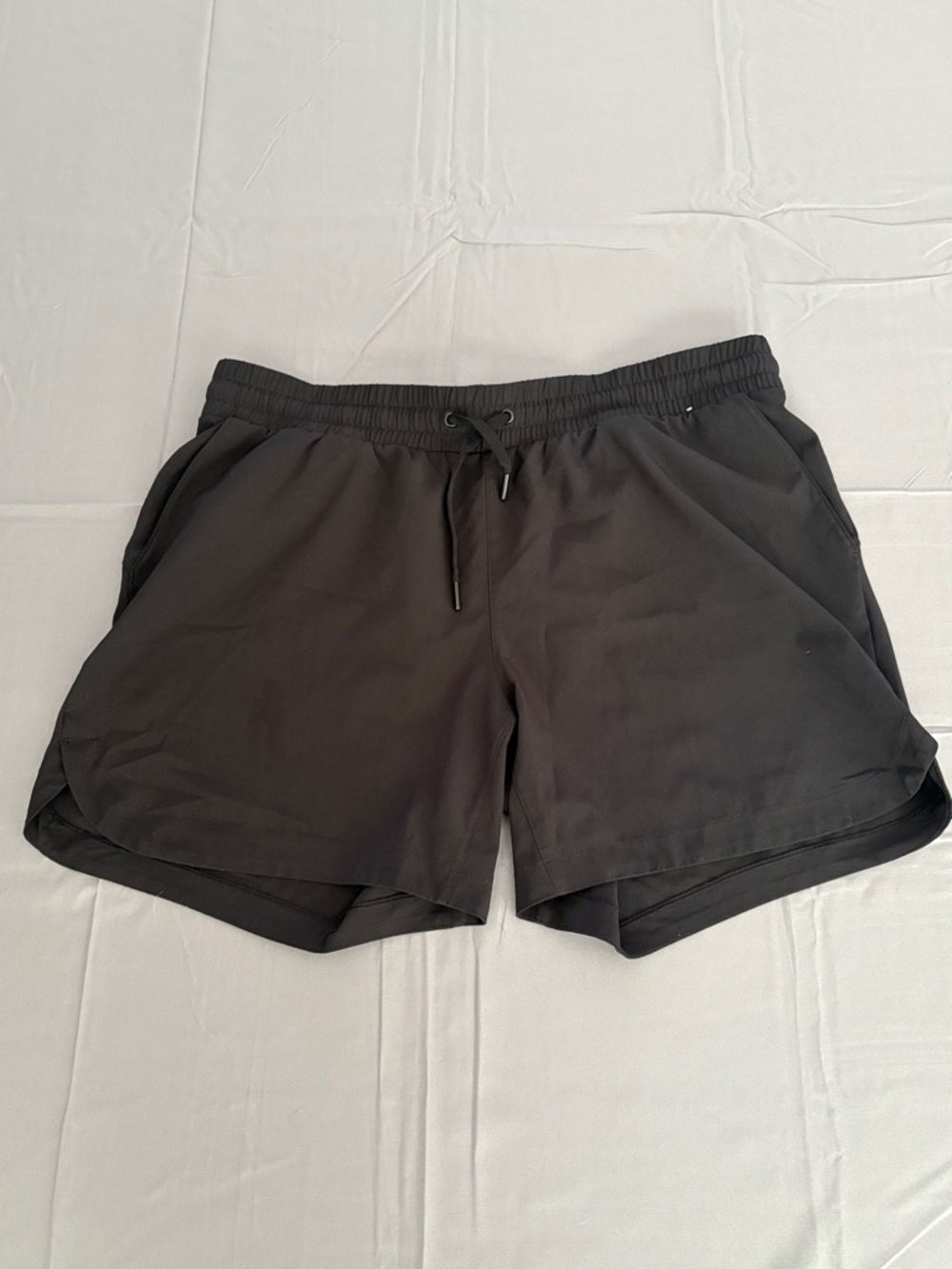 MONDETTA black drawstring athletic shorts Sz L